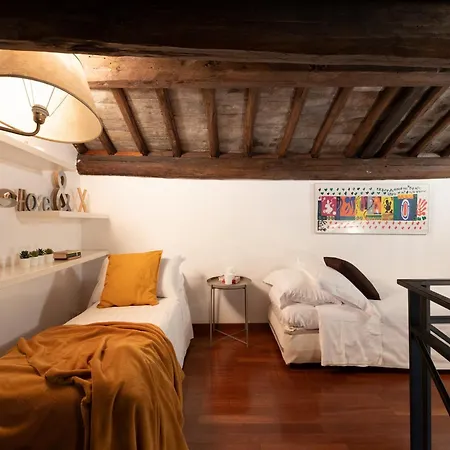 The Rent - Stylish In Trastevere District