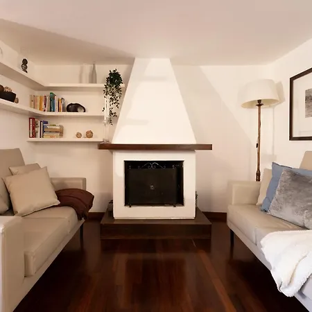 The Rent - Stylish In Trastevere District